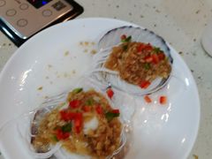 蒜蓉粉丝蒸扇贝-港畔赶海蒸汽海鲜烧烤自助(仙螺岛店)