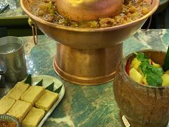 土司铜锅油焖鸡-浩海火燒雲傣家菜(静安芮欧店)