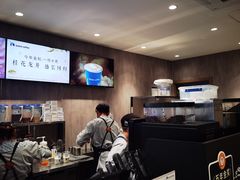 -瑞幸咖啡(新乡胜利路来宾门店)