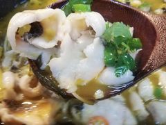 -东家小院金汤酸菜鱼(南阳路店)