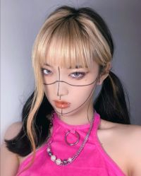 -AYO SALON