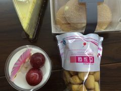 -华荣西饼屋(永护店)