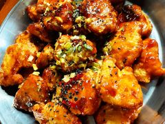 -BHC炸鸡(明洞总店)