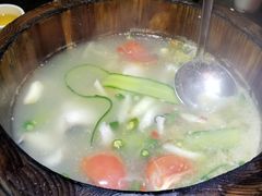 -秋语木桶鱼.酸菜鱼(开发区火车站店)