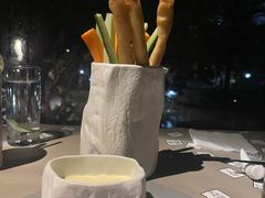 -穹六人间 people 6(岳阳路店)
