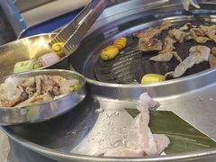 -哈哈碳都·牛肋条无限自助烤肉(台江万达店)