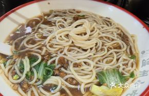 Shredded Pork with Rice Noodles