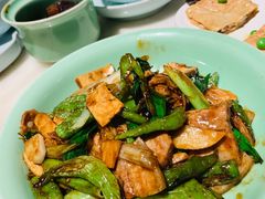 -弄堂里(西溪龙湖天街店)