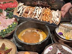 -芸山季·云南山珍菌火锅(人民广场来福士店)