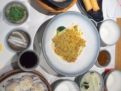 -馋三尺蟹粉小笼(人民广场店)