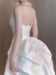 -不晚国际婚纱礼服