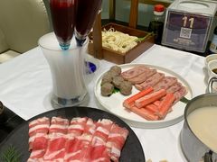 -红鼎豆捞·非遗鲍皇汤火锅(宝丰路店)