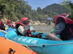 -虎啸峡漂流