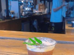 -Metal hands·铁手咖啡