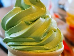 -麦当劳(展览路店)