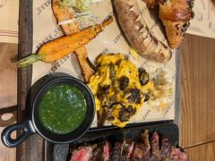 -Mark&Mars Restaurant