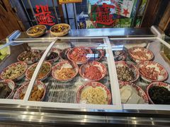 -富正毅三下锅·湘西韵味(天门山索道店)