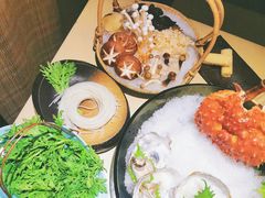 -余欢领鲜火锅(新街口店)