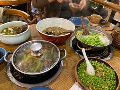-吃饭皇帝大土家民族菜(正大广场店)