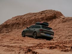 -天山神秘大峡谷