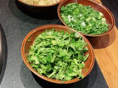 -王婆乔鲜鱼自助火锅(蜀汉路店)