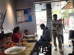 大堂-乐达酸菜鱼面(山师东路店)