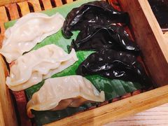 牛肝菌蒸饺-云海肴·汽锅鸡·云南菜(广安门天虹店)