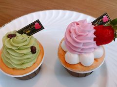 抹茶+草莓cupcake-B.O.M波姆烘焙(凤凰街店)