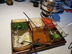-綱元·海鲜豆捞(明州里店)
