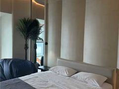 -芷迹江景酒店(五一广场汇景城店)