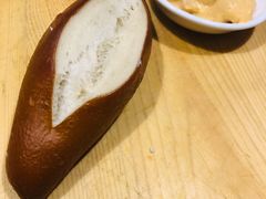 碱水面包-杭州国际会议中心洲际酒店-德国啤酒屋(砂之船国际生活广场店)