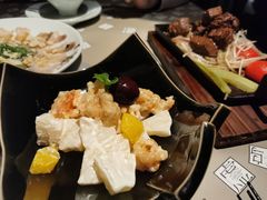 -穹六人间 people 6(岳阳路店)