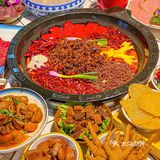 在火锅店吃冰沙卤味吃到爽⁉️体验感真的太绝