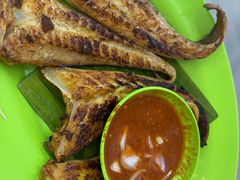 -明记烧鱼美味店