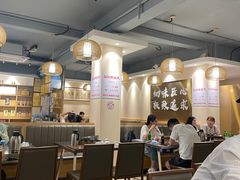大堂-胡须佬鸡煲四季火锅店(石厦西村直营店)