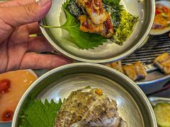 -围炉肉舍•炭烤活鳗•丹东海鲜烤肉(步行街店)