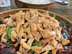 -一品红烧鸭特色川菜(三岔湖店)
