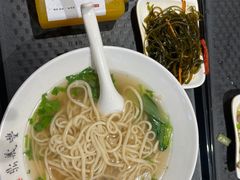 -鼎义丰功夫面(星光大道店)