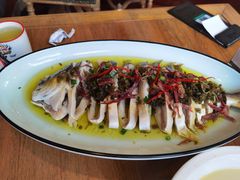 火腿雪菜蒸鲳鱼-新白鹿餐厅(城西银泰城店)