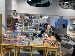 -MINI MARS KIDS CLUB亲子家庭中心(长宁天山店)