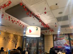 大堂-麦当劳(欧亚卖场店)