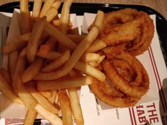-The Habit Burger Grill 哈比特汉堡(复兴soho店)