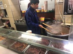 -江三王记牛杂馆(总店)