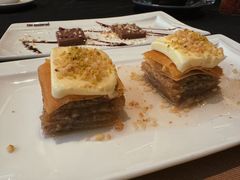 -Efes Turkish & Mediterranean Cuisine 艾菲斯餐厅(陆家嘴店)