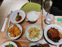 -老乡鸡(融科天地店)