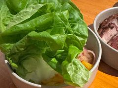 烤猪五花的配菜-SHAN山(前滩太古里店)