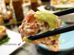 牛油果菠萝鱼籽虾滑沙拉-古姑姑·品质海南菜私房餐厅(龙昆南欧式洋房别墅店)