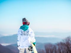 -中旅松花湖滑雪场