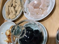 -阮大兴糕团(杭州西湖银泰百货店)