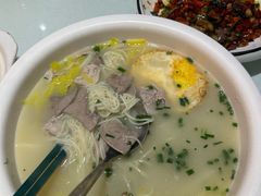 -小芙蓉湘菜馆(易生活购物公园店)